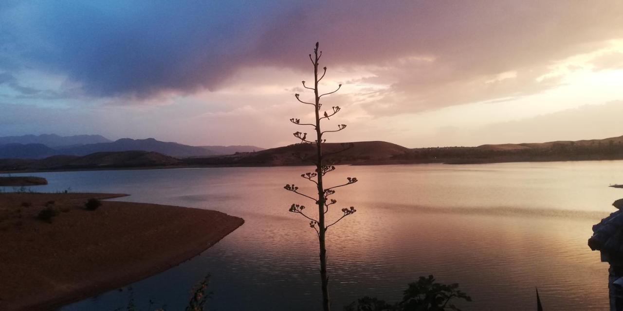 Rive Du Lac Lalla Takerkoust Bagian luar foto